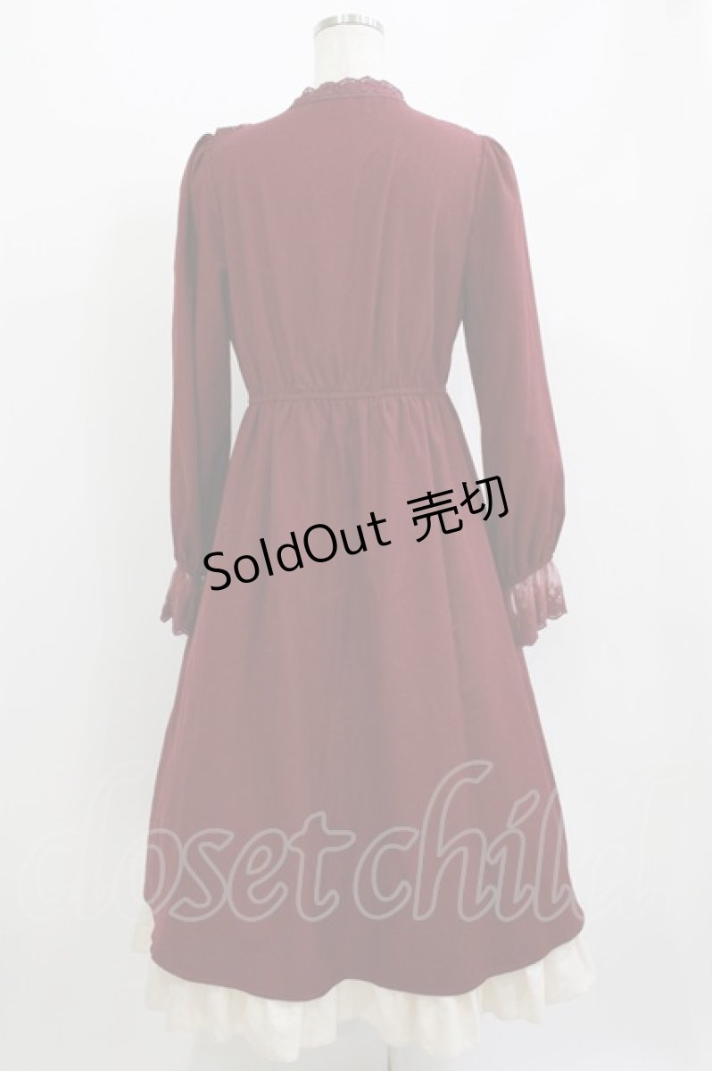 画像3: axes femme / ブローチ付ブロッキングワンピース M ワイン H-26-05-20-008-AX-OP-NS-ZH (3)