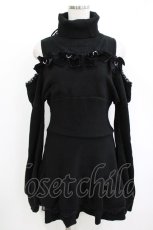 画像1: AVENCHUMU / Piercing Ribbon open shoulder one piece FREE 黒 H-26-05-21-044-LO-OP-AK-ZH (1)