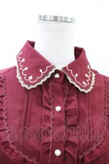 画像3: axes femme / トランプ刺繍フリルブラウス M ワイン H-26-05-23-1060-AX-BL-NS-ZH (3)
