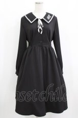 画像1: NieR Clothing / ロゴ刺繍ワンピース  黒 H-26-05-23-004-PU-OP-AK-ZH (1)