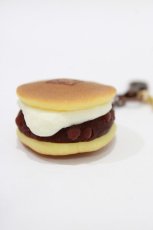 画像2: Q-pot. / クリームどら焼きバッグチャーム  ブラウン H-26-05-25-066-QP-ZA-AK-ZH (2)