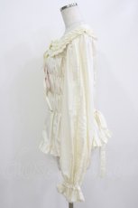 画像2: metamorphose / 【プラスサイズ】丸襟シャーリング長袖ブラウス プラスサイズ アイボリー H-26-05-26-039-ME-BL-NS-ZH (2)