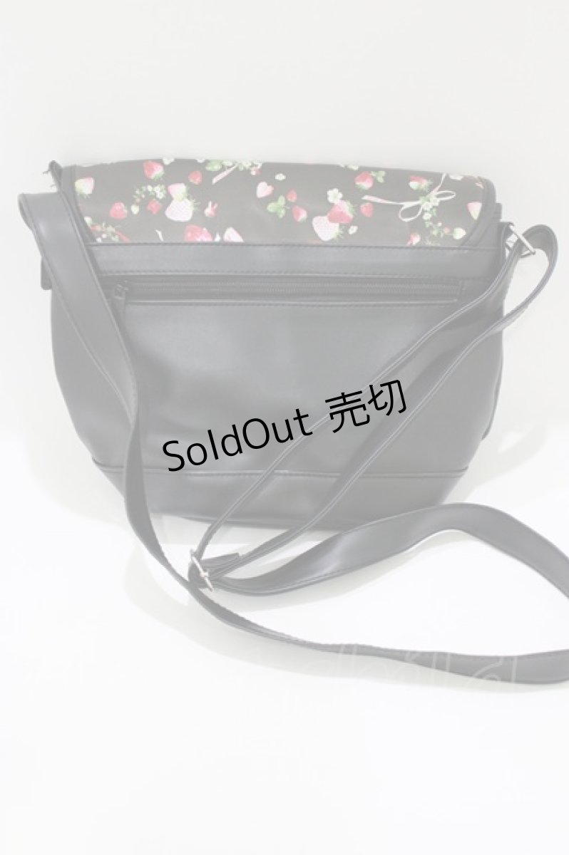 画像3: PINK HOUSE / メリーストロベリー柄ショルダーバッグ 縦20×横28×マチ11.5cm ブラック H-26-05-26-061-LO-BG-NS-ZH (3)