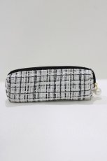 画像2: Maison de FLEUR / グログランリボンツイードロングポーチ  白/黒 H-26-05-26-064-LO-ZA-NS-ZH (2)