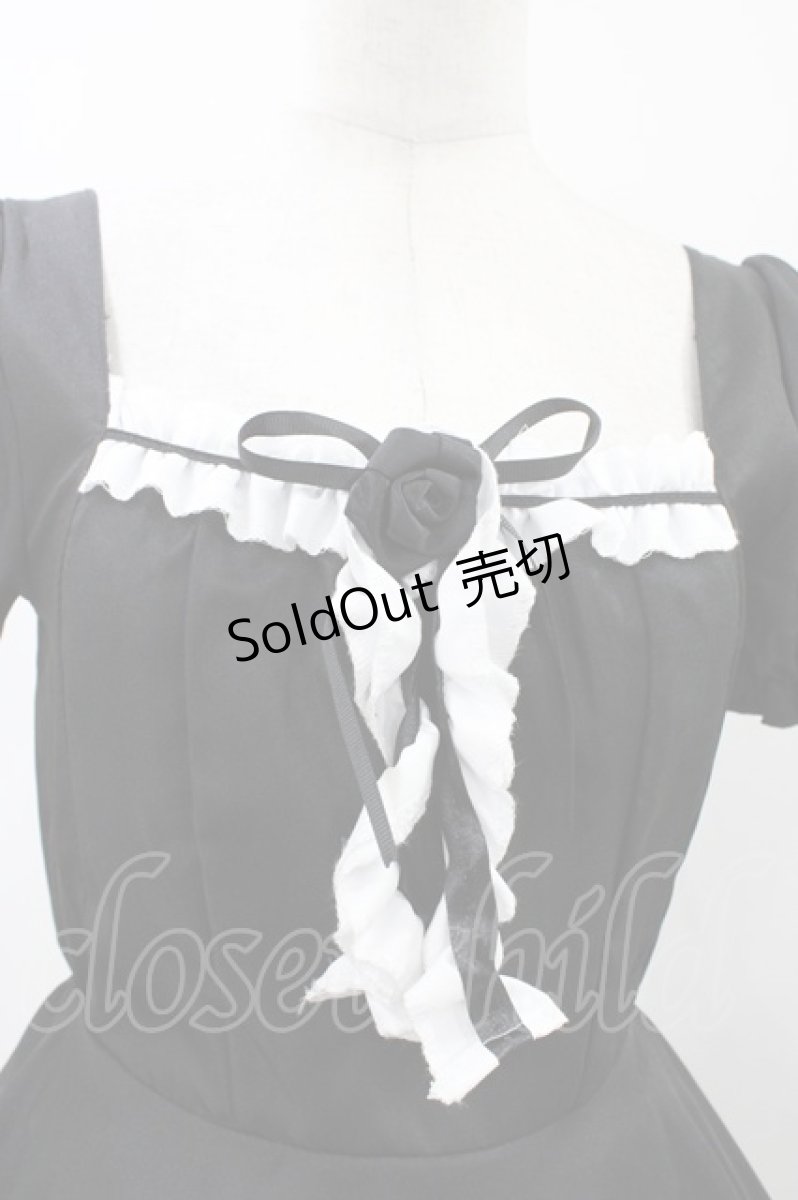 画像3: MARBLE / パニエ付きバラ飾りパフフリルワンピース  ブラック×ホワイト H-26-05-27-022-GO-OP-KB-ZH (3)
