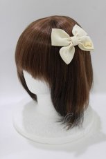 画像1: Angelic Pretty / プレゼントリボンクリップ  アイボリー H-26-05-29-078-AP-AC-NS-ZH (1)