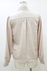 画像2: an another angelus / ローズカットワークボウタイブラウス Free BEIGE H-26-06-01-010-CA-BL-NS-ZH (2)