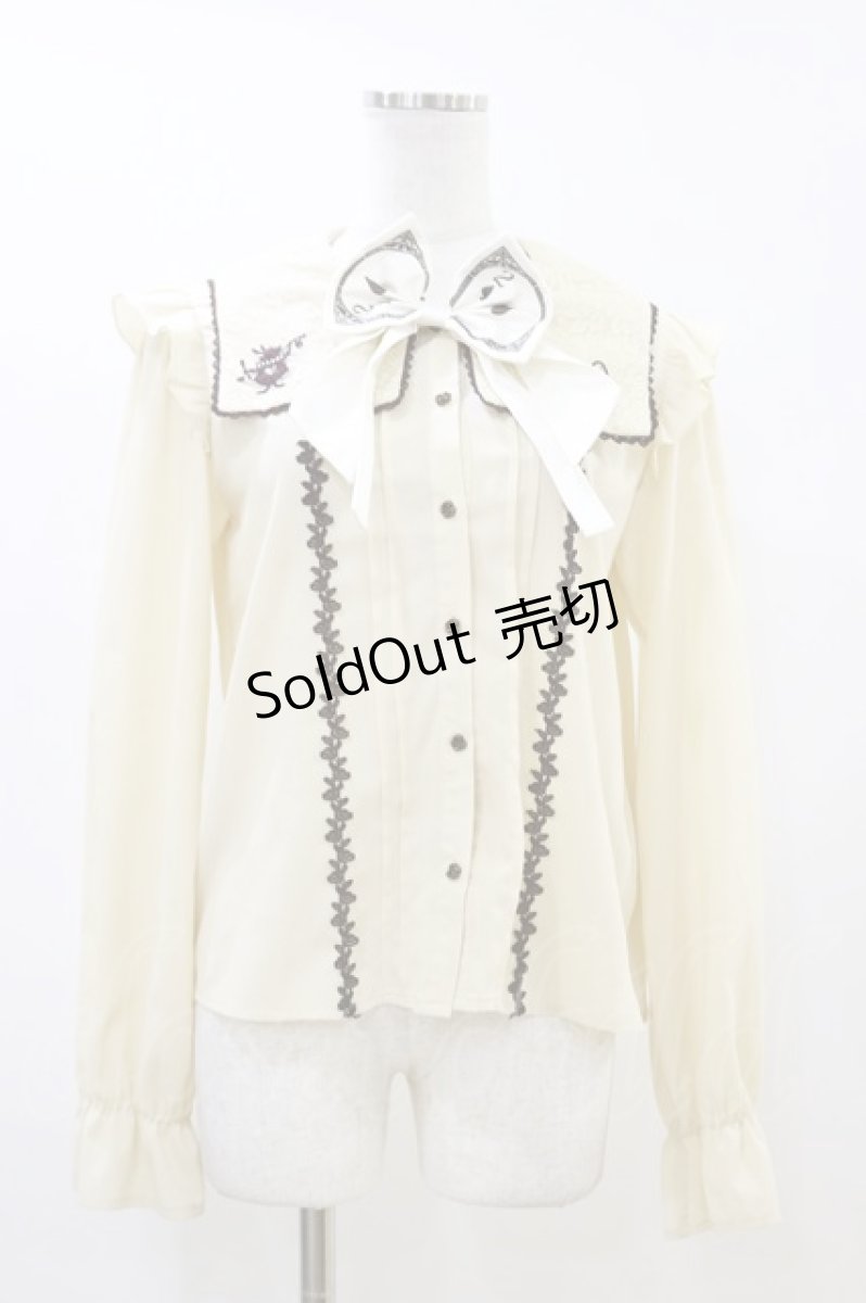 画像1: axes femme POETIQUE / ドリーミーメルヘン柄刺繍ブラウス/Disney M 生成り H-26-06-01-024-AX-BL-NS-ZH (1)