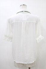 画像2: axes femme / オーナメント刺繍ブラウス M オフ/グリーン H-26-06-02-1045-AX-BL-NS-ZH (2)
