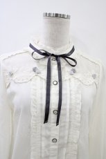画像3: axes femme POETIQUE / 巻き薔薇デザインフリルブラウス M 生成り H-26-06-02-1051-AX-BL-NS-ZH (3)