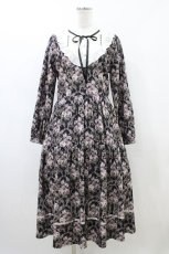 画像1: axes femme / ウォールオーナメント柄ワンピース M ブラック H-26-06-02-1021-AX-OP-NS-ZH (1)