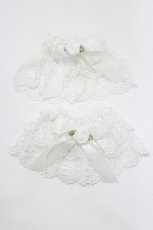 画像1: metamorphose / バラモチーフつきレースカフス  白 H-26-06-03-049-ME-AC-NS-ZH (1)