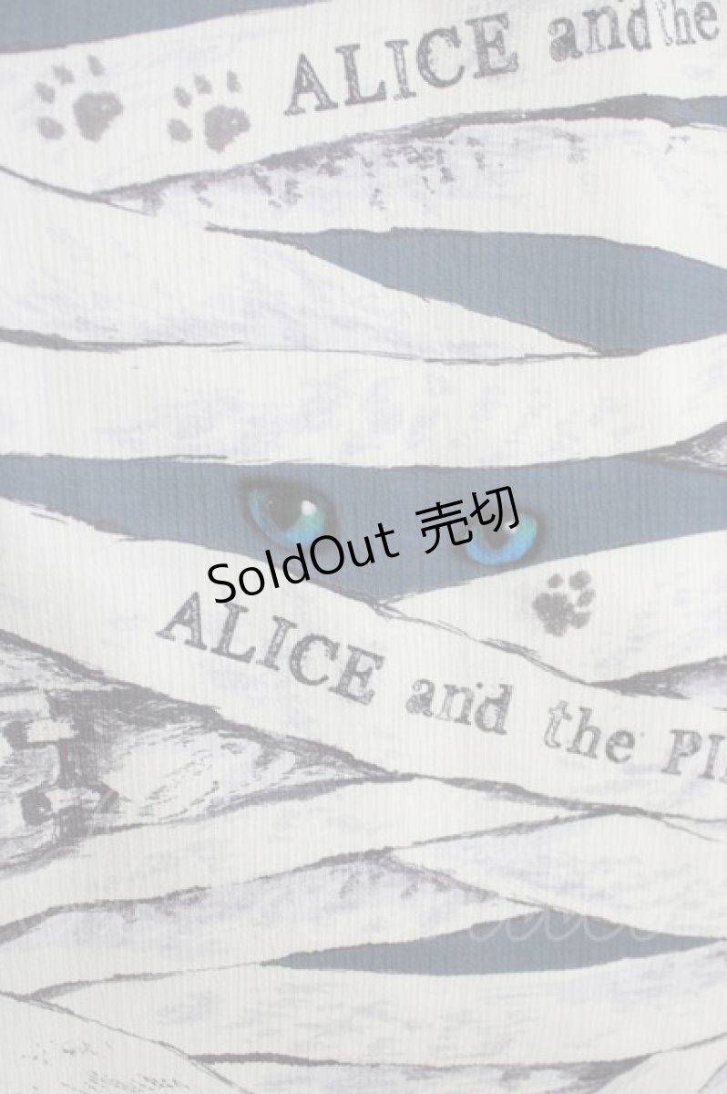 画像4: ALICE and the PIRATES / くるくる包帯とにゃんにゃんかくれんぼ柄ワンピース Free オフ/ネイビー H-26-06-03-002-PA-OP-NS-ZH (4)
