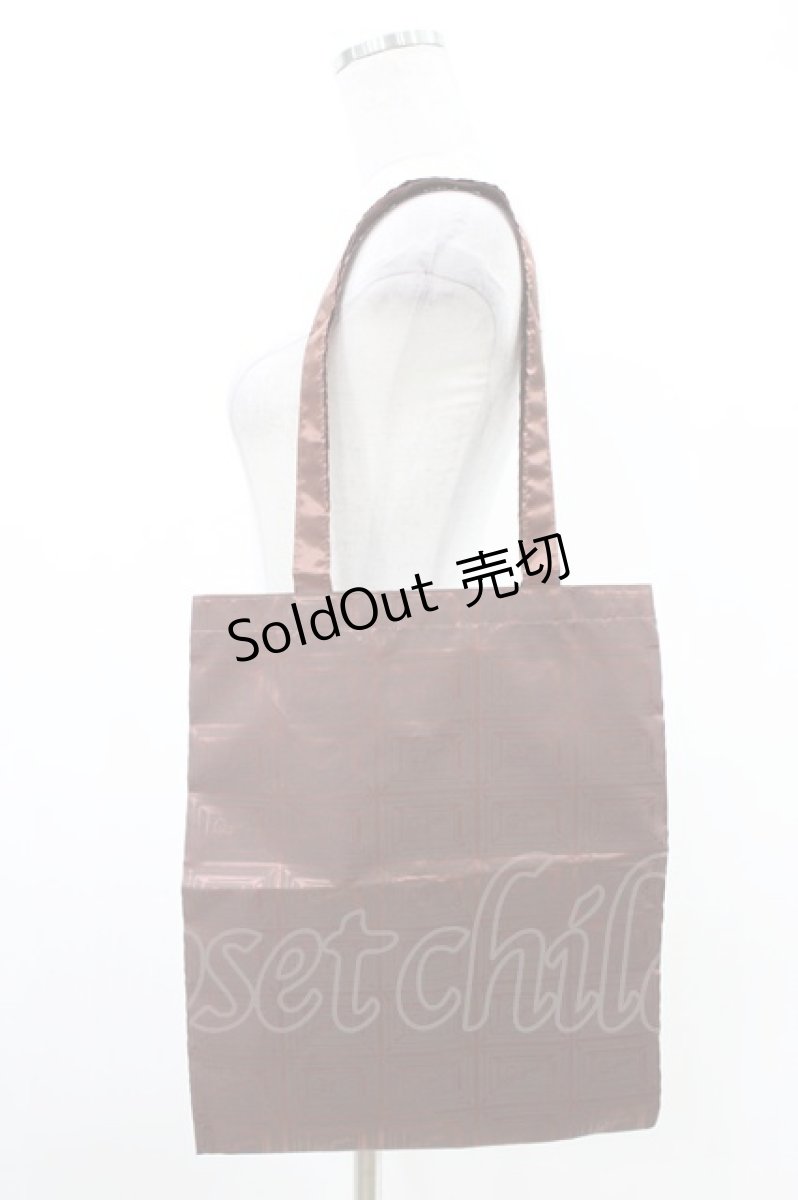 画像1: Q-pot. / チョコレートサテントートバッグ  ブラウン H-26-06-08-1061-QP-BG-AK-ZH (1)