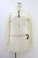 画像1: ANDMARY / Kelly toggle knit set up Free ivory H-26-06-09-050-GO-OP-NS-ZH (1)