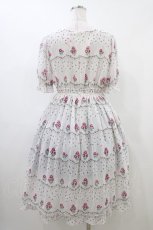 画像2: Emily Temple cute / petit rose frillワンピース   H-26-06-10-022-ET-OP-AK-ZH (2)