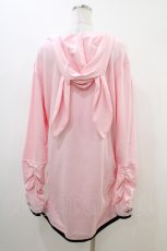 画像2: NieR Clothing / プリントプルパーカー F ピンク H-26-06-17-035-PU-TO-AK-ZH (2)