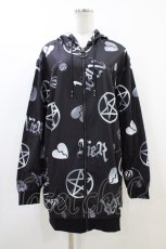 画像1: NieR Clothing / 総柄ZIPパーカー F 黒 H-26-06-17-043-PU-TO-AK-ZH (1)