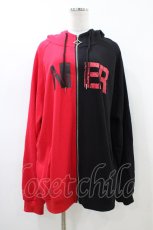 画像1: NieR Clothing / プリントZIPパーカー  黒×赤 H-26-06-17-050-PU-TO-AK-ZH (1)
