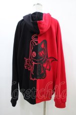 画像2: NieR Clothing / プリントZIPパーカー  黒×赤 H-26-06-17-050-PU-TO-AK-ZH (2)