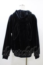 画像2: NieR Clothing / ふわもこプルパーカー  黒 H-26-06-17-054-PU-TO-AK-ZH (2)
