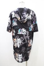 画像2: NieR Clothing / 総柄半袖プルパーカー  黒 H-26-06-17-1047-PU-TO-KB-ZH (2)