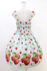 画像2: Emily Temple cute / トリプルStrawberryノースリーブワンピース M サックス H-26-06-19-028-ET-OP-NS-ZH (2)