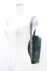 画像2: Maison de FLEUR Petite Robe canone / 別れは告げない2WAYバッグ  グリーン H-26-06-19-1013-EL-BG-NS-ZH (2)