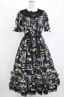 Emily Temple cute / Shirley Temple の古着 ロリィタ美品！ (Page 1)