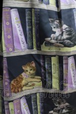 画像4: Emily Temple cute / 子猫と本棚ワンピース  ネイビー H-26-06-22-023-ET-OP-AK-ZH (4)