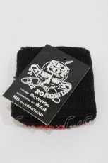 画像2: SEX POT ReVeNGe / リストバンド  黒×赤 H-26-06-28-008-SP-ZA-AK-ZH (2)