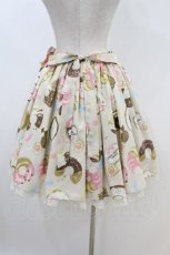 画像2: Angelic Pretty / Baked Sweets Paradeスカート Free アイボリー H-26-06-28-2035-AP-SK-NS-ZH (2)