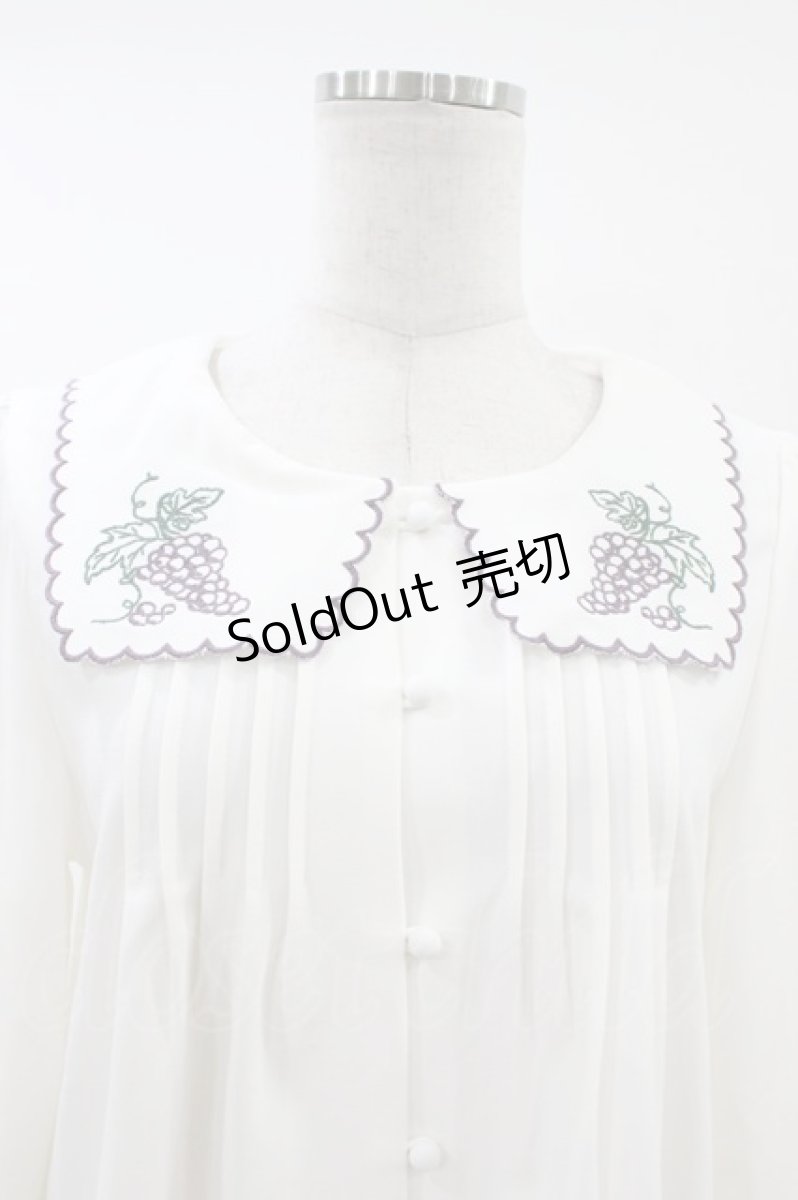 画像3: Fi.n.t / ブドウ刺繍衿ブラウス Free OFFWHITE H-26-06-28-2045-CA-BL-NS-ZH (3)