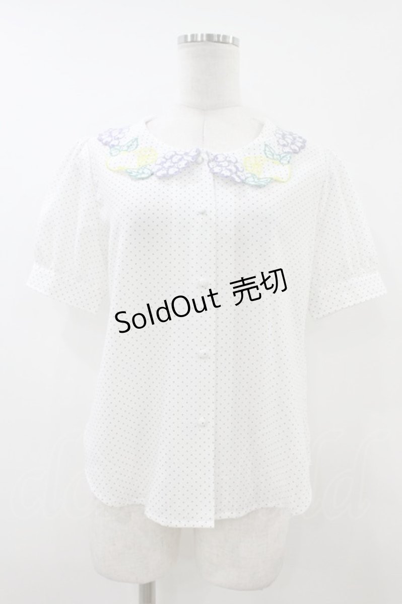 画像1: Fi.n.t / フルーツ刺繍襟ブラウス Free 白 H-26-06-28-2048-CA-BL-NS-ZH (1)