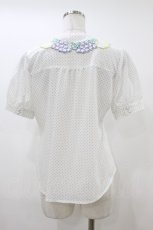 画像2: Fi.n.t / フルーツ刺繍襟ブラウス Free 白 H-26-06-28-2048-CA-BL-NS-ZH (2)