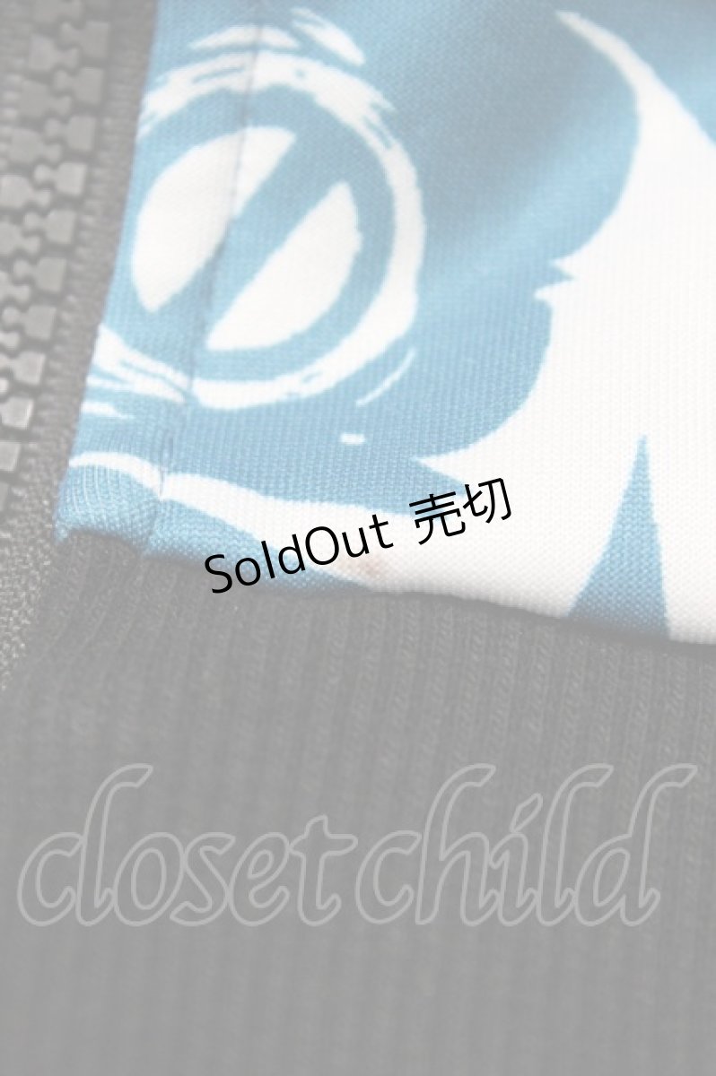 画像4: NieR Clothing / 総柄ZIP半袖パーカー  青 H-26-06-30-1049-PU-TO-KB-ZH (4)
