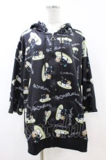 画像1: NieR Clothing / 総柄ZIP半袖パーカー  ブラック H-26-06-30-1053-PU-TO-KB-ZH (1)