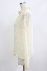 画像2: axes femme / 立体バラ付きブラウス風プルオーバー M 生成り H-26-06-30-2035-AX-TO-NS-ZH (2)