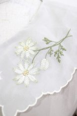 画像3: Fi.n.t / フランネルフラワー刺繍ビッグカラーブラウス Free GRAY H-26-07-01-1045-CA-BL-NS-ZH (3)