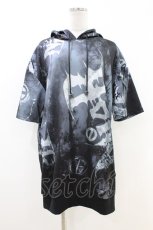 画像1: NieR Clothing / 総柄半袖プルパーカー  グレー H-26-07-02-056-PU-TO-KB-ZH (1)