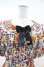 画像4: metamorphose / 【プラスサイズ】Gingham fruits tart 半袖ブラウス size 2 ブラック H-26-07-09-1036-ME-BL-YZ-ZH (4)