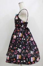 画像2: axes femme kawaii / ハッピーバカンス柄ジャンスカ M ブラック H-26-07-11-005-AX-OP-NS-ZH (2)