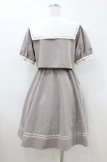 画像2: Amavel / Ribbon Emblem Setup風セーラーワンピース（ミドル丈） Free グレー H-26-07-12-040-CA-OP-NS-ZH (2)