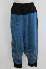 画像1: NieR Clothing / 配色切替サルエル  黒×青 H-26-07-12-1065-PU-PA-KB-ZH (1)