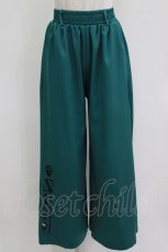 画像1: NieR Clothing / サイド刺繍ワイドパンツ  グリーン H-26-07-12-1069-PU-PA-KB-ZH (1)