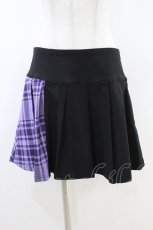 画像1: KILL STAR / CATTLE PLEATED SKIRT M ブラック/ライラックタータン H-26-07-15-1025-SL-SK-KB-ZH (1)