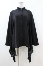 画像1: QOOZA / キモノスリーブシャツ-彼岸花-  黒 H-26-07-15-1040-PU-BL-AK-ZH (1)