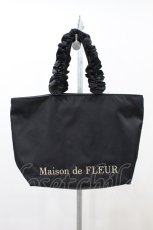 画像1: Maison de FLEUR / フリルハンドルトートバッグ  ブラック H-26-07-18-1015-LO-BG-NS-ZH (1)