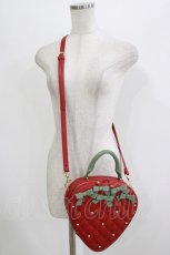 画像1: Maison de FLEUR / いちごショルダーバッグ  レッド H-26-07-25-1075-LO-BG-NS-ZH (1)