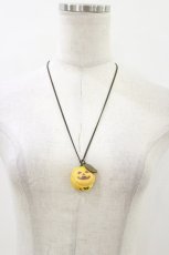 画像2: Q-pot. / Jack-o'-lantern Macaron Necklace  オレンジ H-26-07-26-1024-QP-AC-AK-ZH (2)